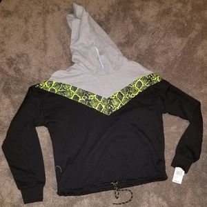 Light hoody